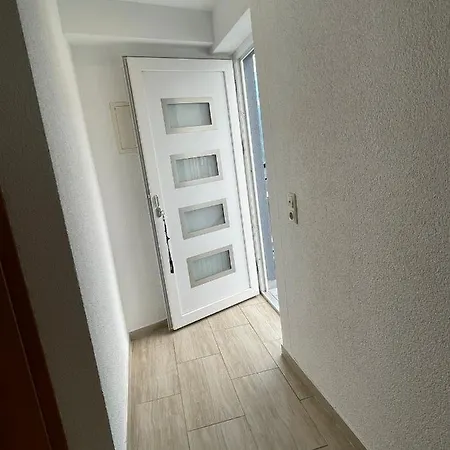Schoenes Gemuetlicher Zimmer In Zentrum Ruesselsheim Exterior photo