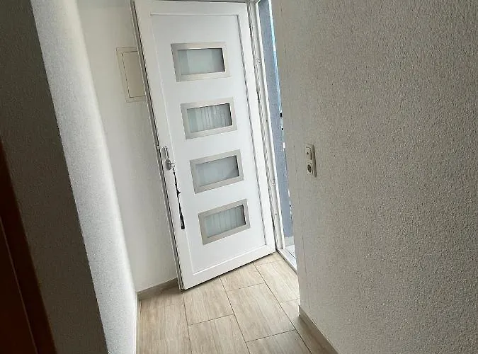 Schoenes Gemuetlicher Zimmer In Zentrum Ruesselsheim